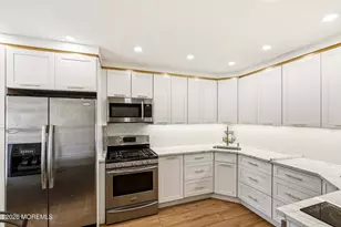 549 Woodbine Ln, Lakewood, NJ 08701 - Photo 5