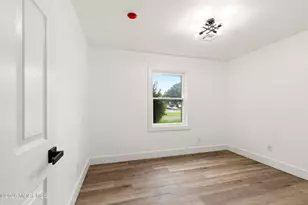 462 Champlain St, Toms River Township, NJ 08757 - Photo 17
