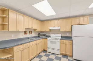 102 Parker Rd, Eatontown, NJ 07724 - Photo 31