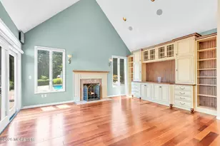 102 Parker Rd, Eatontown, NJ 07724 - Photo 13