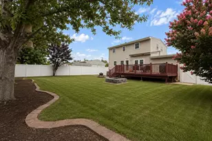 23 Fleetwood Dr, Hazlet Township, NJ 07730 - Photo 29