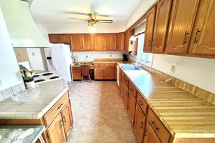 34 Sycamore Access Rd, Stafford Township, NJ 08050 - Photo 11