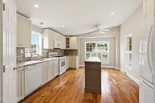 9 Rocky Hill Rd, Manahawkin, NJ 08050 - Photo 9