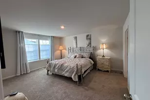 4 Victoria Gdns Sq, Neptune Township, NJ 07753 - Photo 17
