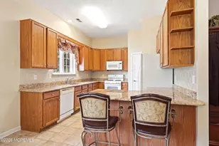 107 Cypress Point Ln, Jackson, NJ 08527 - Photo 13