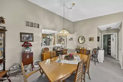 33 Carnaby Close, Freehold, NJ 07728 - Photo 17