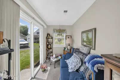 33 Carnaby Close, Freehold, NJ 07728 - Photo 25