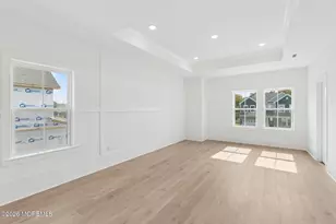 26 Tee Pl, Neptune Township, NJ 07753 - Photo 11