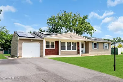 73 Newbury Road, Howell Township, NJ 07731 - Photo 3