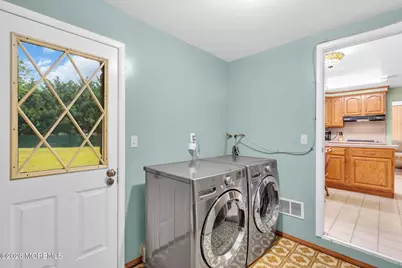 73 Newbury Road, Howell Township, NJ 07731 - Photo 15