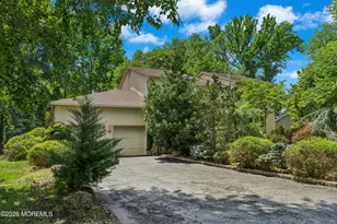 40 Vista Dr, Morganville, NJ 07751 - Photo 3