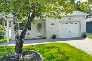 6 Kresson Ct, Toms River Township, NJ 08757 - Photo 1