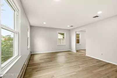829 Mizzen Avenue, Beachwood, NJ 08722 - Photo 5