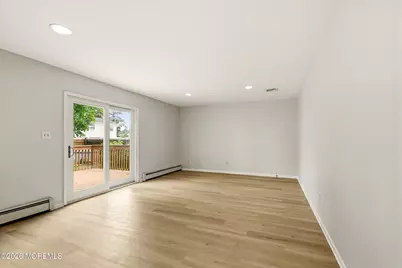 829 Mizzen Avenue, Beachwood, NJ 08722 - Photo 9