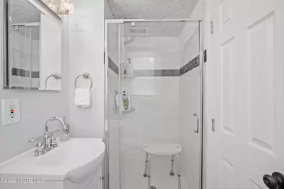 35 Chesapeake Road, Manalapan Township, NJ 07726 - Photo 19