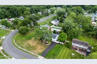 35 Chesapeake Road, Manalapan Township, NJ 07726 - Photo 37