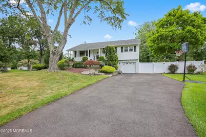 35 Chesapeake Road, Manalapan Township, NJ 07726 - Photo 23
