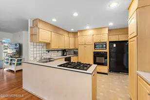 77 N Lakeshore Dr, Manahawkin, NJ 08050 - Photo 11