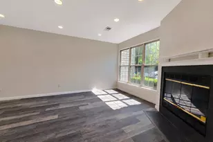 35 Whistler Dr, Freehold, NJ 07728 - Photo 9