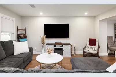 17 Clinton Street, Freehold, NJ 07728 - Photo 5