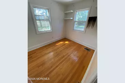 255 Garfield Avenue, Oakhurst, NJ 07755 - Photo 9