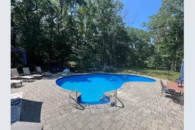 92 Quail Lane, Freehold, NJ 07728 - Photo 3