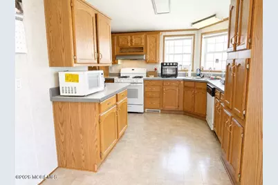 1991 Route 37 W #180, Toms River Township, NJ 08757 - Photo 15