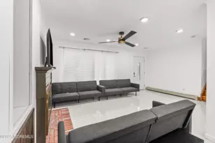 17 Johnston St, Oakhurst, NJ 07755 - Photo 5