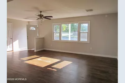 913 Larchmont Street, Toms River Township, NJ 08757 - Photo 9