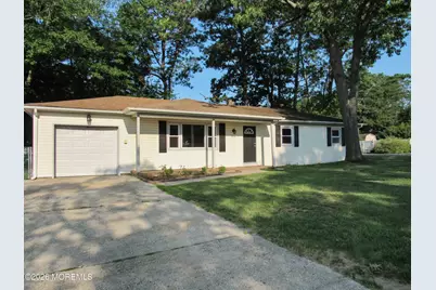 913 Larchmont Street, Toms River Township, NJ 08757 - Photo 1