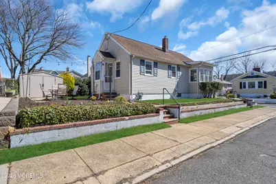 137 Inskip Avenue, Ocean Grove, NJ 07756 - Photo 3