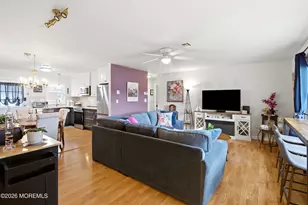 675D New Castle Ct, Lakewood, NJ 08701 - Photo 7