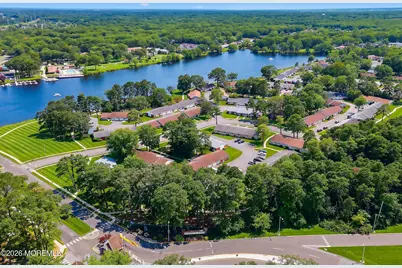 675D New Castle Court, Lakewood, NJ 08701 - Photo 29