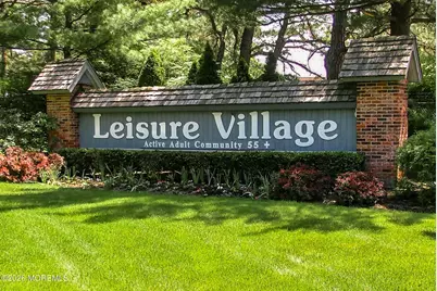 675D New Castle Court, Lakewood, NJ 08701 - Photo 31