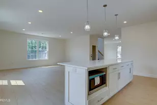 57 Oak St, Keansburg, NJ 07734 - Photo 17