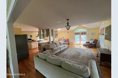 14 Silverbrook Place, Lincroft, NJ 07738 - Photo 13