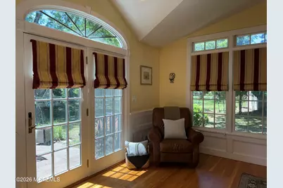 14 Silverbrook Place, Lincroft, NJ 07738 - Photo 9
