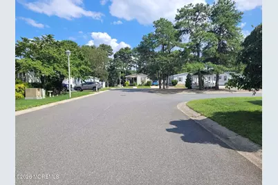 123 Briarwood Court, Whiting, NJ 08759 - Photo 3