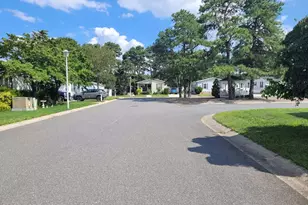 123 Briarwood Ct, Whiting, NJ 08759 - Photo 3