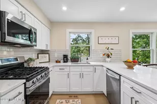 60 Woodland Rd, Bayville, NJ 08721 - Photo 9