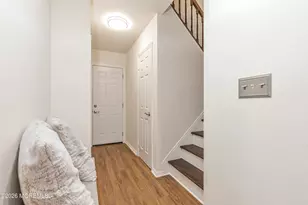 24 Fairview Dr, Middletown, NJ 07748 - Photo 29