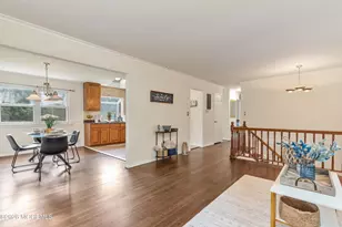 24 Fairview Dr, Middletown, NJ 07748 - Photo 5