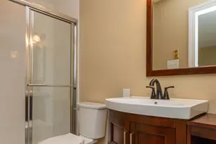 598B Lake Point Dr, Lakewood, NJ 08701 - Photo 15