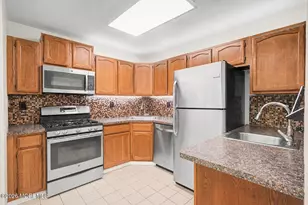 521 Woodbine Ln, Lakewood, NJ 08701 - Photo 15