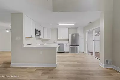 77 Picket Place, Freehold, NJ 07728 - Photo 11