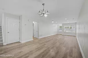 77 Picket Pl, Freehold, NJ 07728 - Photo 5