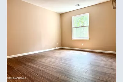 231 Atlantic Street #23, Keyport, NJ 07735 - Photo 5