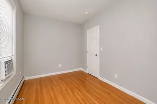 21 Gladstone Ave, Newark, NJ 07106 - Photo 7