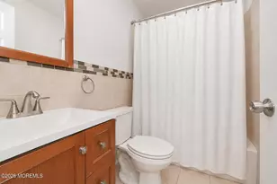 21 Gladstone Ave, Newark, NJ 07106 - Photo 5