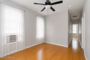 21 Gladstone Ave, Newark, NJ 07106 - Photo 13
